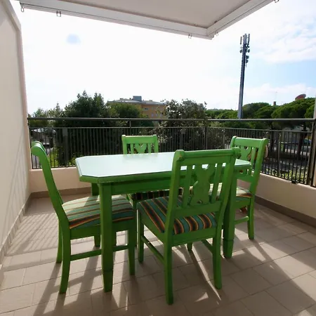 Porta Del Mare Apartment *